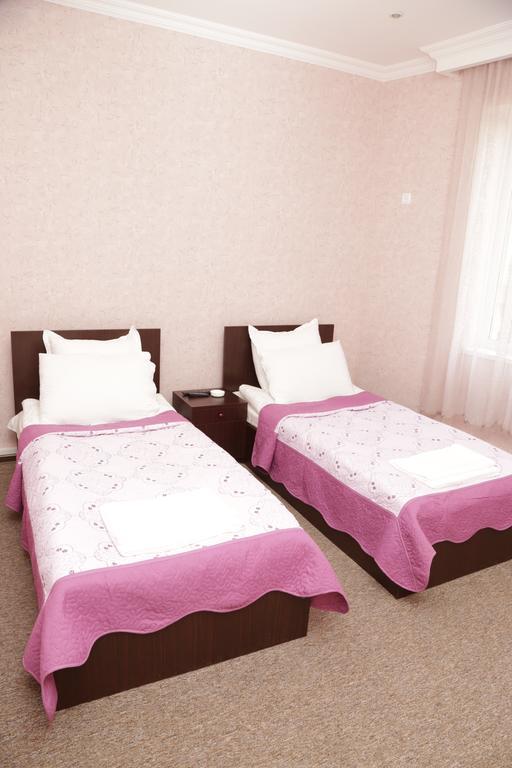 King Edward Hotel Tbilisi Zimmer foto
