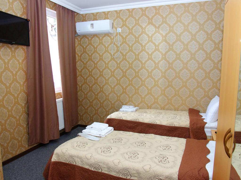King Edward Hotel Tbilisi Zimmer foto